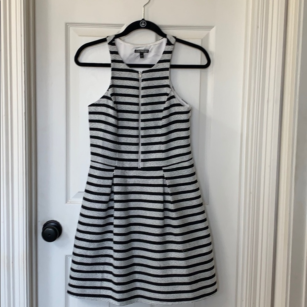 Adorable Express dress size 6